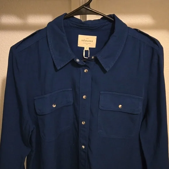 Sezane Davina Long Sleeve Snap Closure Shirt - Picture 6 of 11